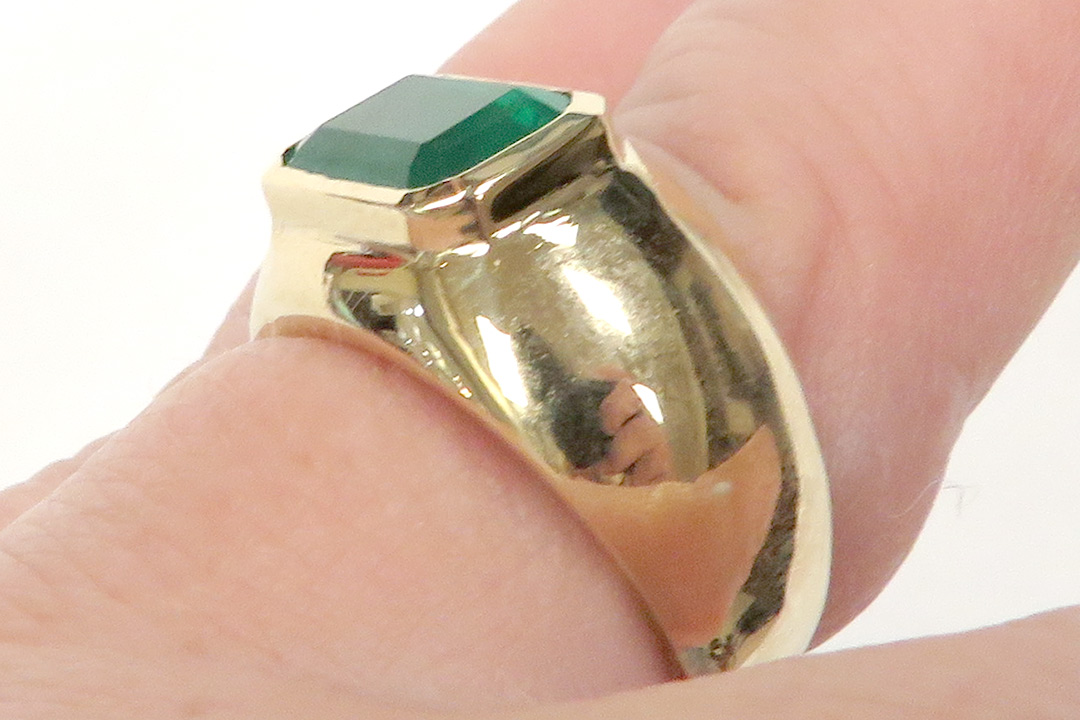 5th Image of a N/A EMERALD BERYL GEMSTONE