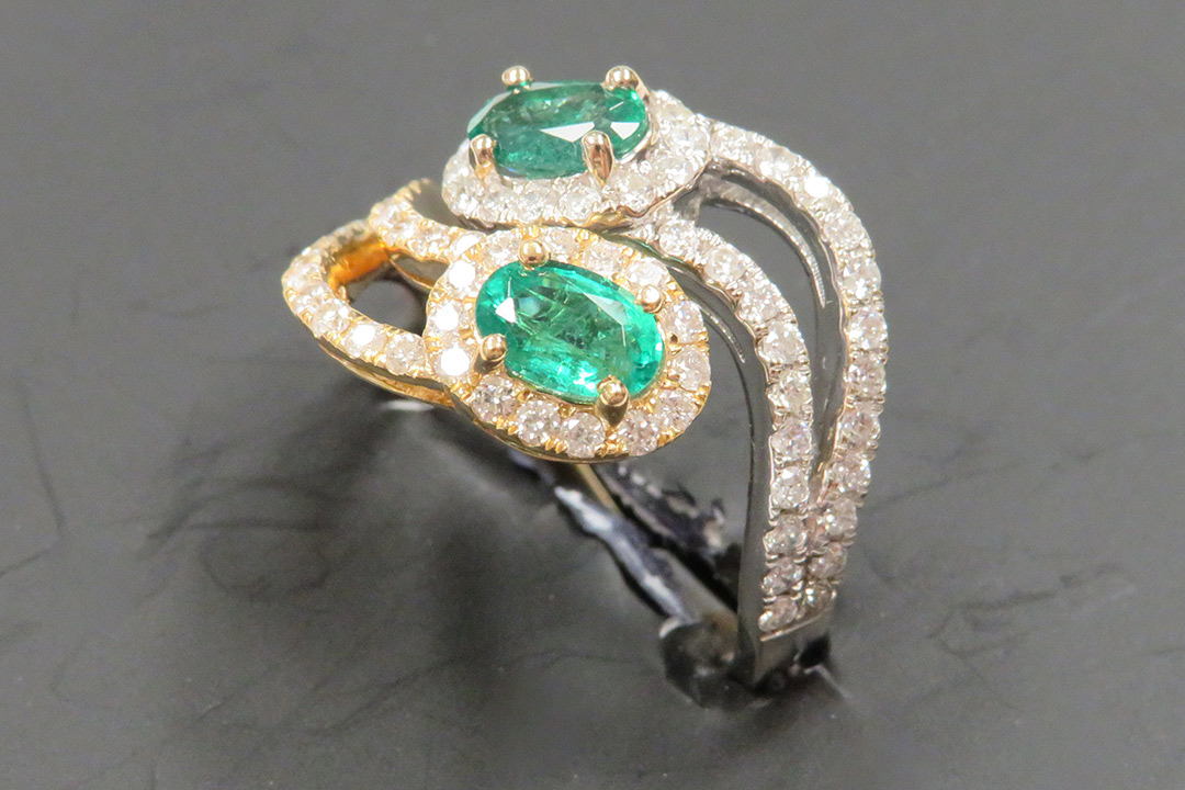 2nd Image of a N/A LADY'S CUSTOM MADE EMERALD & DIAMOND