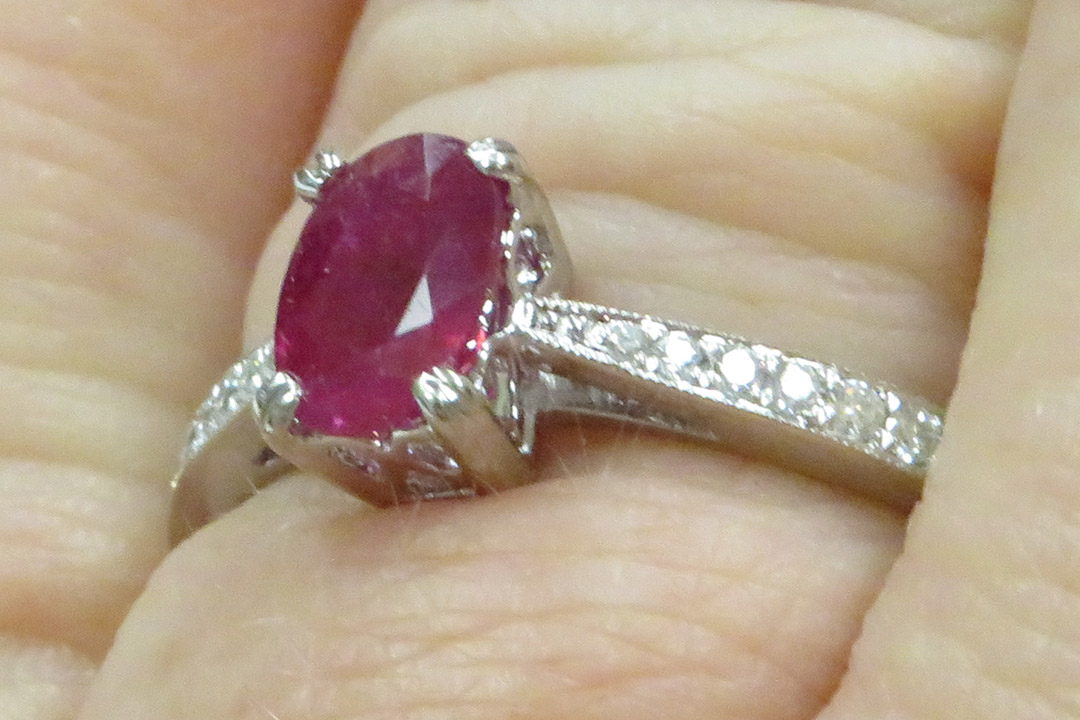 5th Image of a N/A GOLD RUBY CORUNDUM & DIAMOND