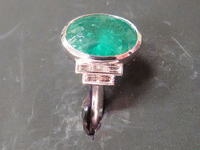 Image 3 of 8 of a N/A PLATINUM EMERALD DIAMOND