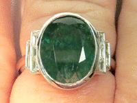 Image 4 of 8 of a N/A PLATINUM EMERALD DIAMOND