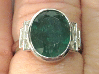 Image 5 of 8 of a N/A PLATINUM EMERALD DIAMOND