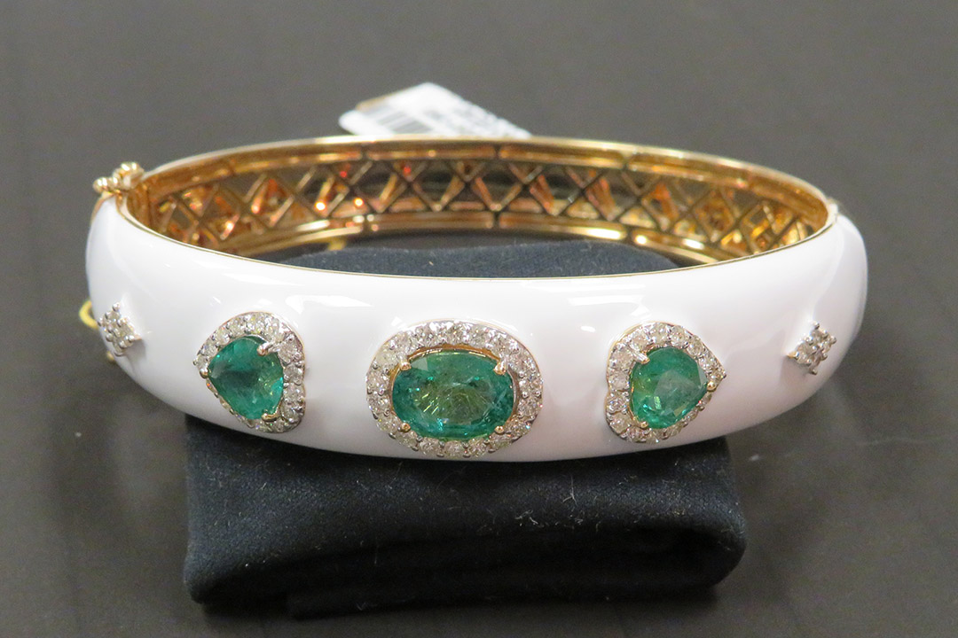 0th Image of a N/A YELLOW GLD EMERALD BERYL & DIAMOND