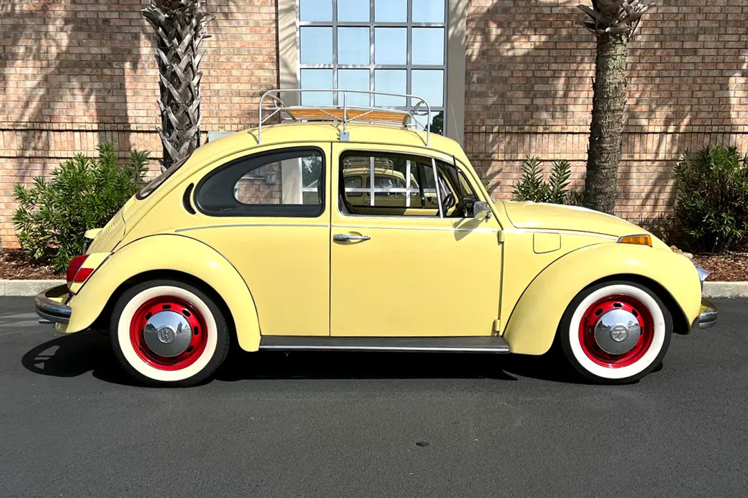 5th Image of a 1971 VOLKSWAGEN BEETLE