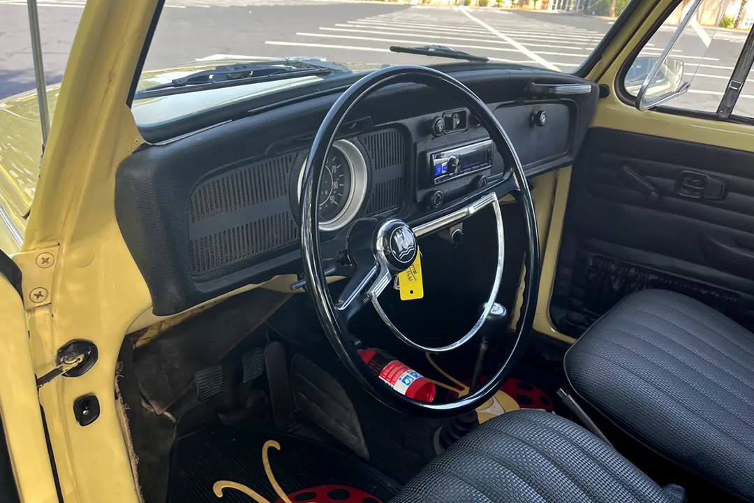 10th Image of a 1971 VOLKSWAGEN BEETLE
