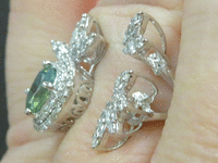 Image 6 of 7 of a N/A 18K GLD CHRYSOBERYL DIAMOND