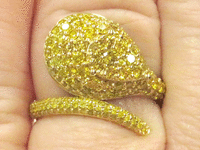 Image 4 of 8 of a N/A 18K YELLOW GOLD CAST STYLIZED DIAMOND