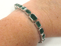 Image 2 of 3 of a N/A PLATINUM EMERALD BERYL GEMSTONE