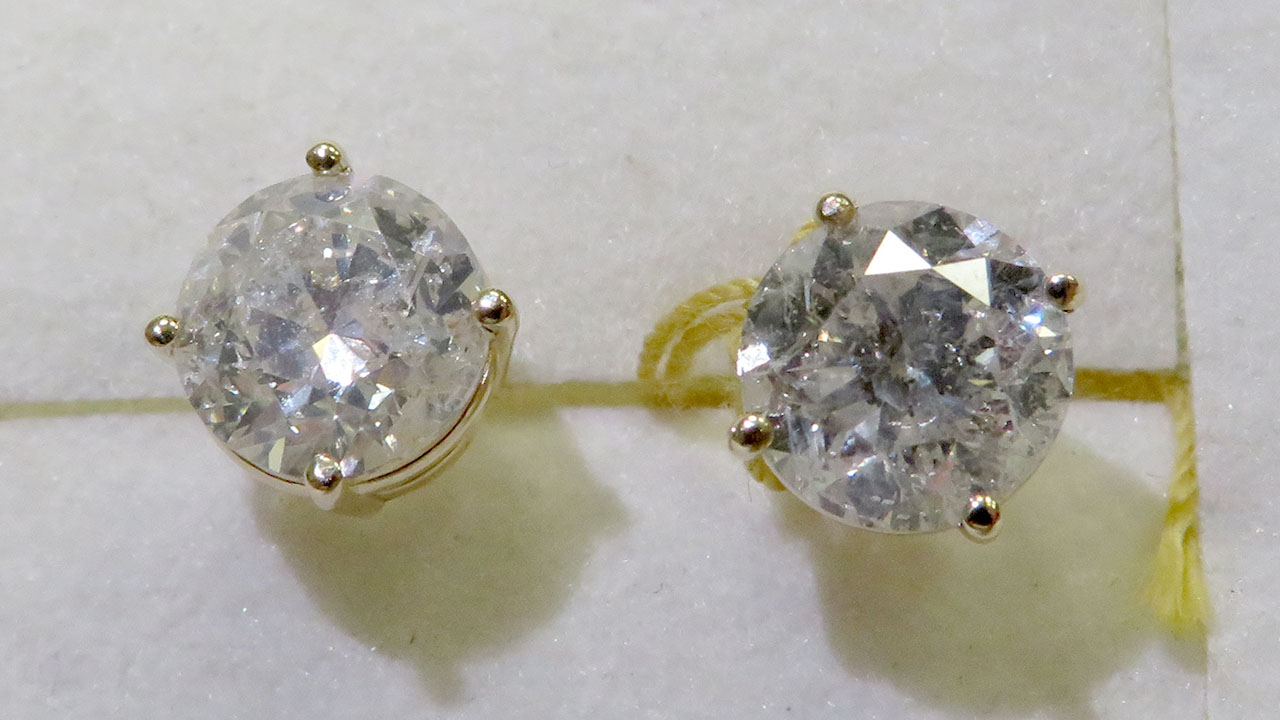 0th Image of a N/A 14K GOLD DIAMOND STUD