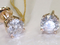 Image 3 of 5 of a N/A 14K GOLD DIAMOND STUD
