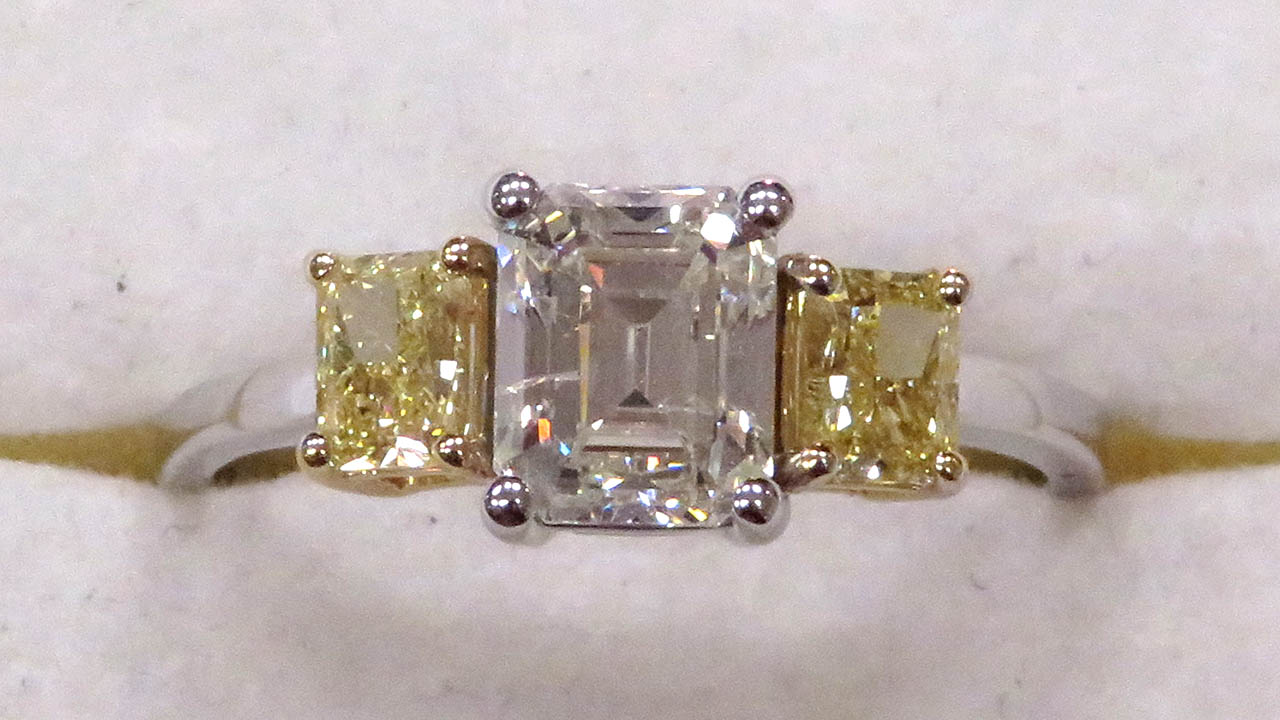 1st Image of a N/A OSCAR FRIEDMAN WHI/YEL GLD DIAMOND