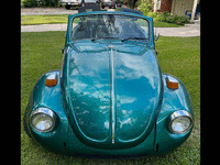 Image 3 of 9 of a 1972 VOLKSWAGEN BEETLE