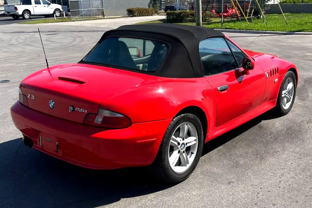 5th Image of a 2002 BMW Z3 2.5I ROADSTER