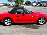 Image 9 of 29 of a 2002 BMW Z3 2.5I ROADSTER