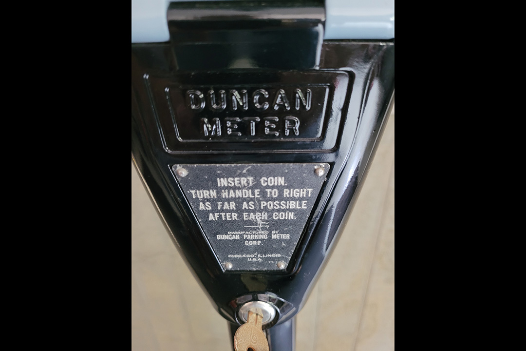 3rd Image of a N/A DUNCAN PARKING METER