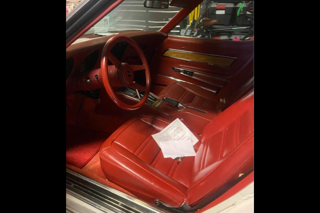 5th Image of a 1976 CHEVROLET CORVETTE STINGRAY