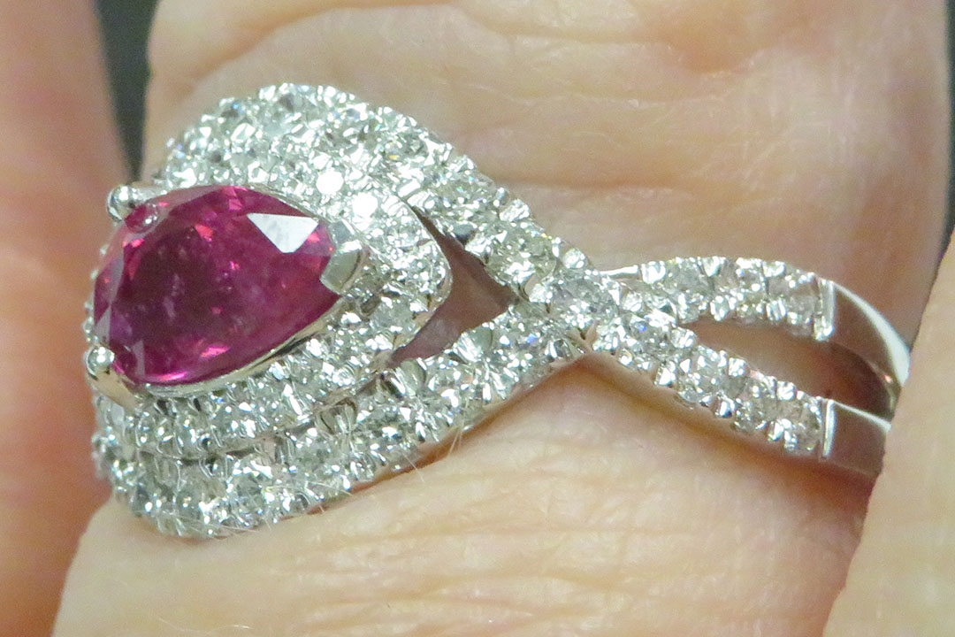 4th Image of a N/A PLATINUM RUBY CORUNDUM & DIAMOND