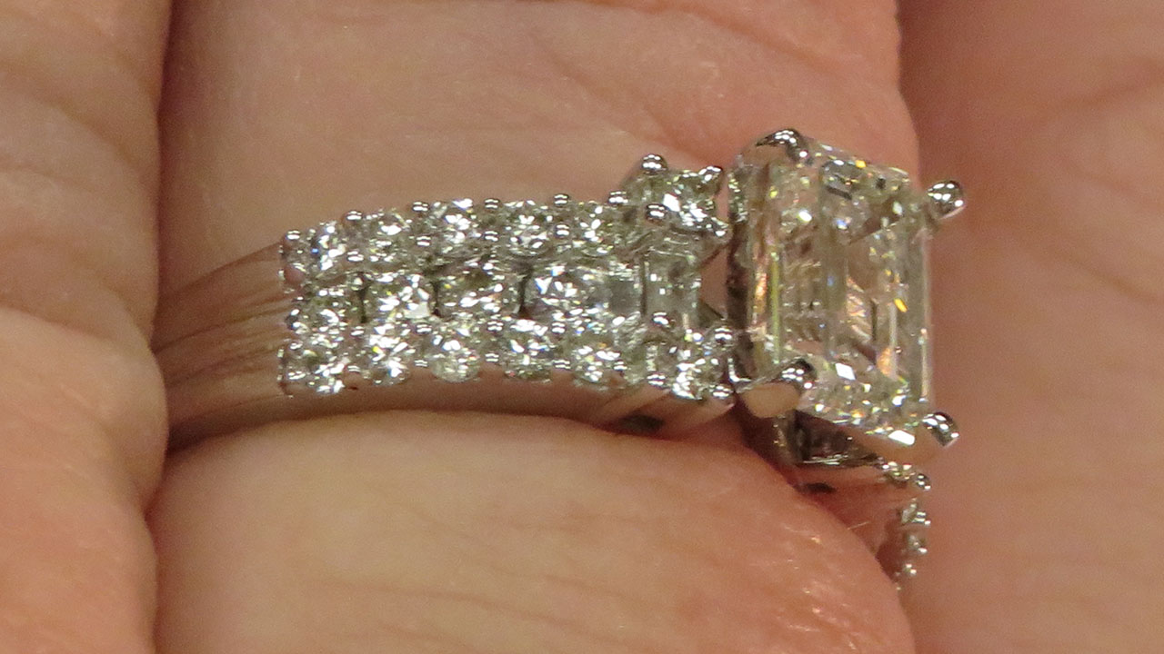 6th Image of a N/A 18K WHITE GOLD DIAMOND UNITY