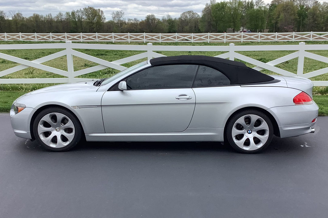 4th Image of a 2005 BMW 6 SERIES 645CIC