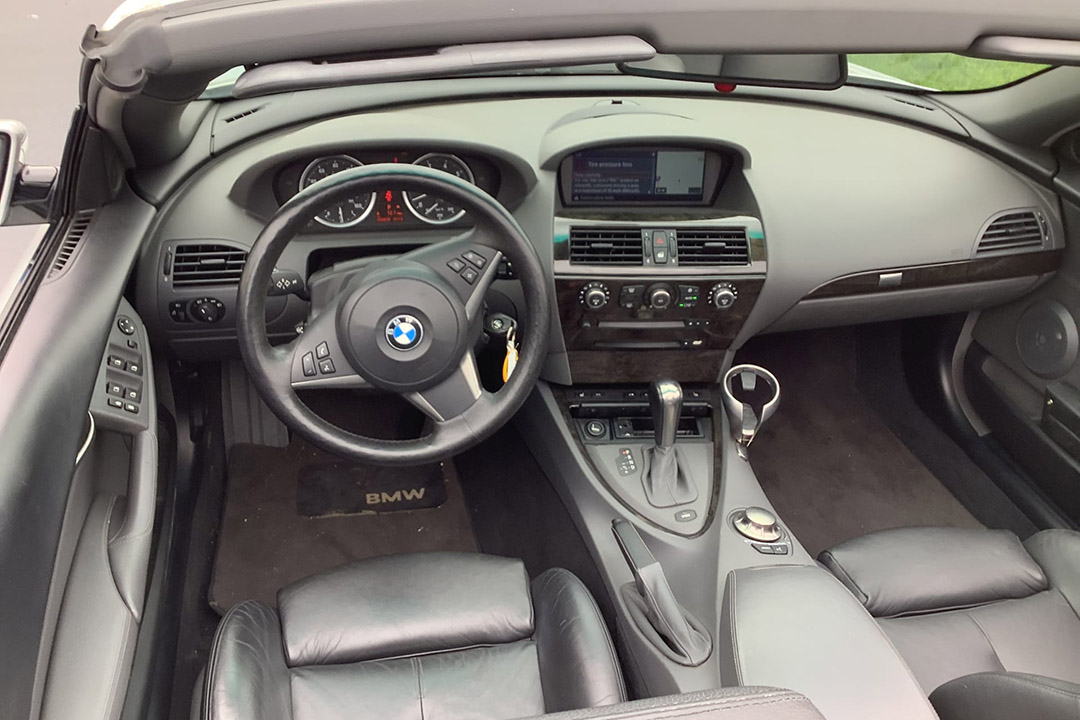 8th Image of a 2005 BMW 6 SERIES 645CIC