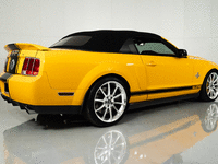 Image 4 of 20 of a 2007 FORD MUSTANG SHELBY GT500