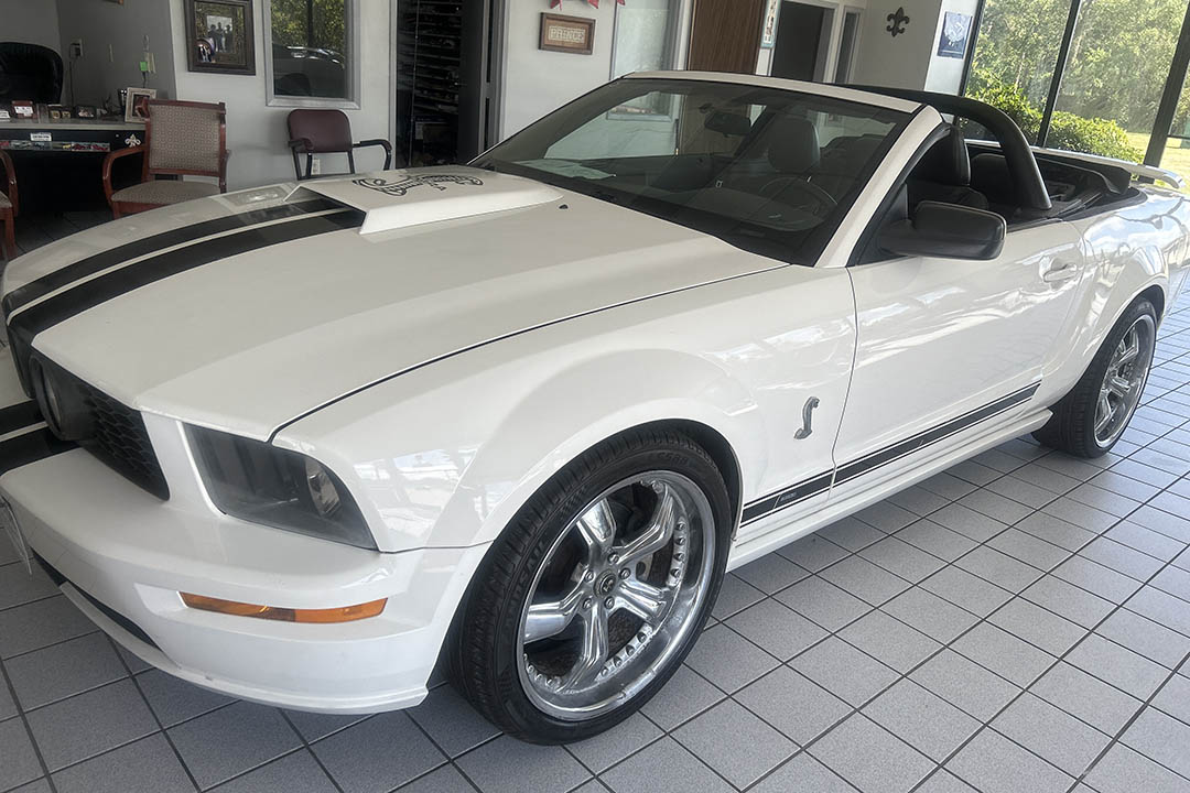 1st Image of a 2006 FORD MUSTANG GT