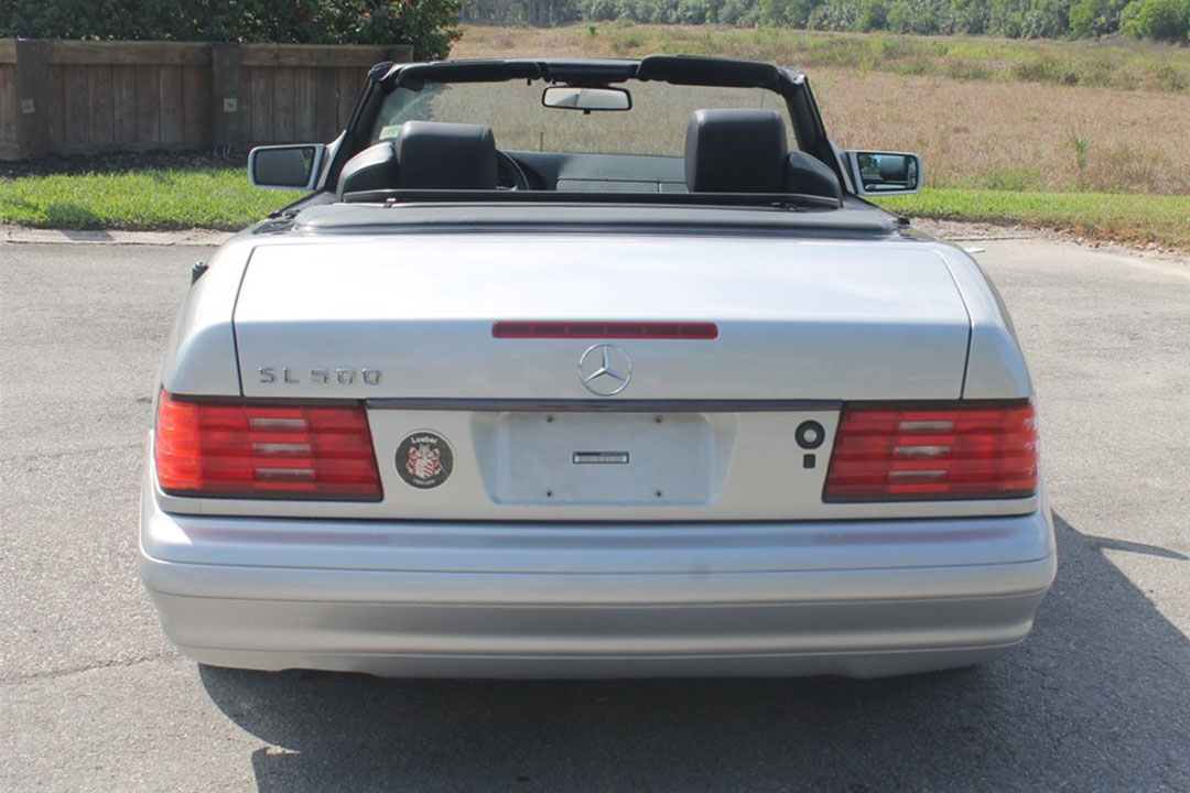 8th Image of a 1997 MERCEDES-BENZ SL-CLASS SL500