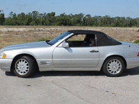 Image 7 of 24 of a 1997 MERCEDES-BENZ SL-CLASS SL500