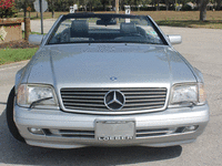 Image 8 of 24 of a 1997 MERCEDES-BENZ SL-CLASS SL500