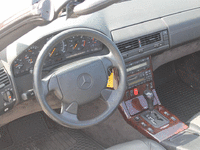 Image 14 of 24 of a 1997 MERCEDES-BENZ SL-CLASS SL500