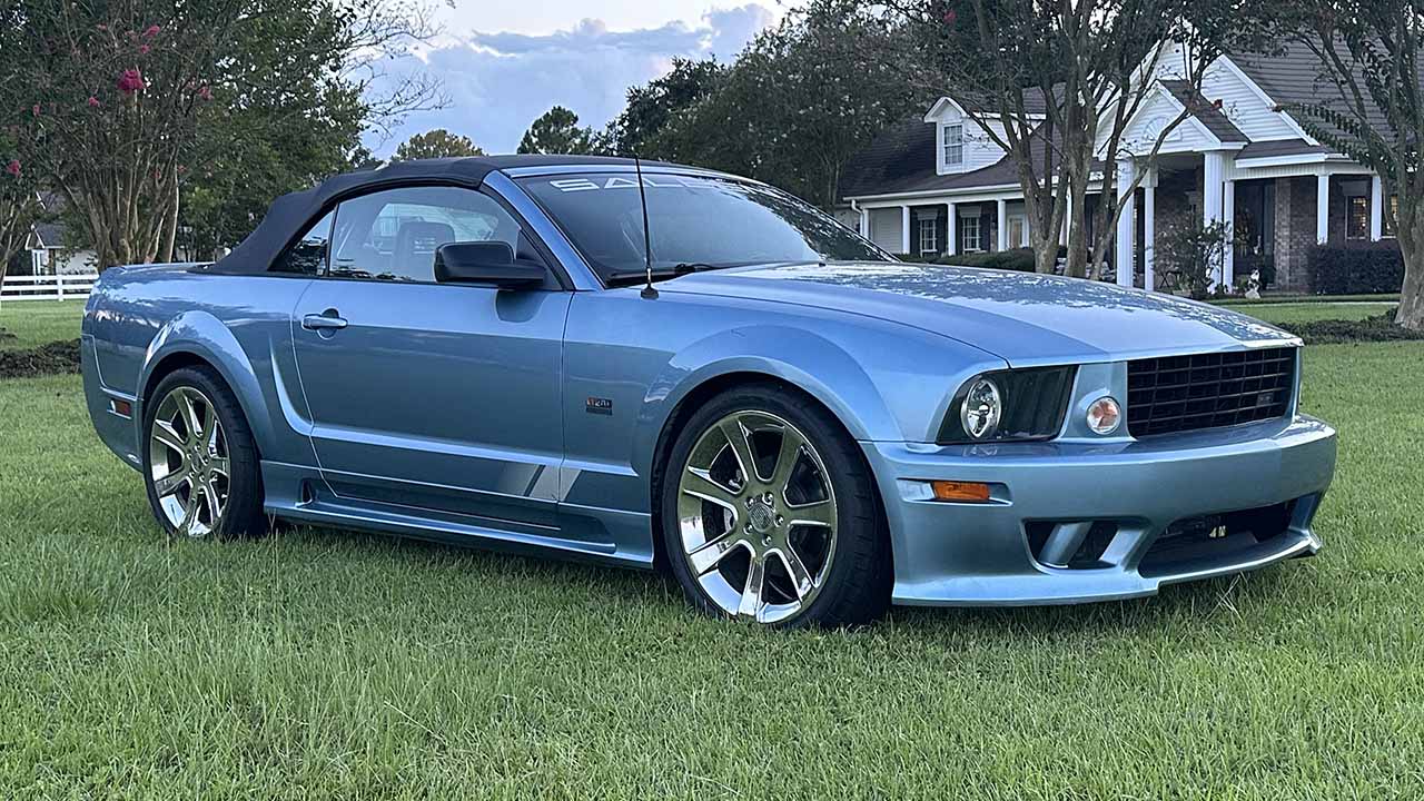 1st Image of a 2006 FORD MUSTANG SALEEN