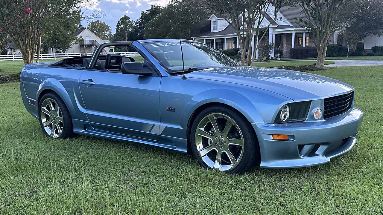 3rd Image of a 2006 FORD MUSTANG SALEEN