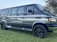 Image 3 of 10 of a 1996 DODGE RAM VAN 3500; 1 TON