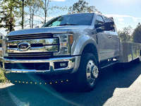 Image 3 of 4 of a 2017 FORD F-550 SUPER DUTY