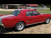 Image 2 of 10 of a 1966 FORD MUSTANG