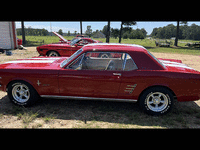 Image 3 of 10 of a 1966 FORD MUSTANG