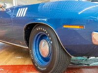 Image 12 of 29 of a 1971 PLYMOUTH CUDA