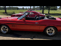 Image 2 of 12 of a 1972 FORD MUSTANG