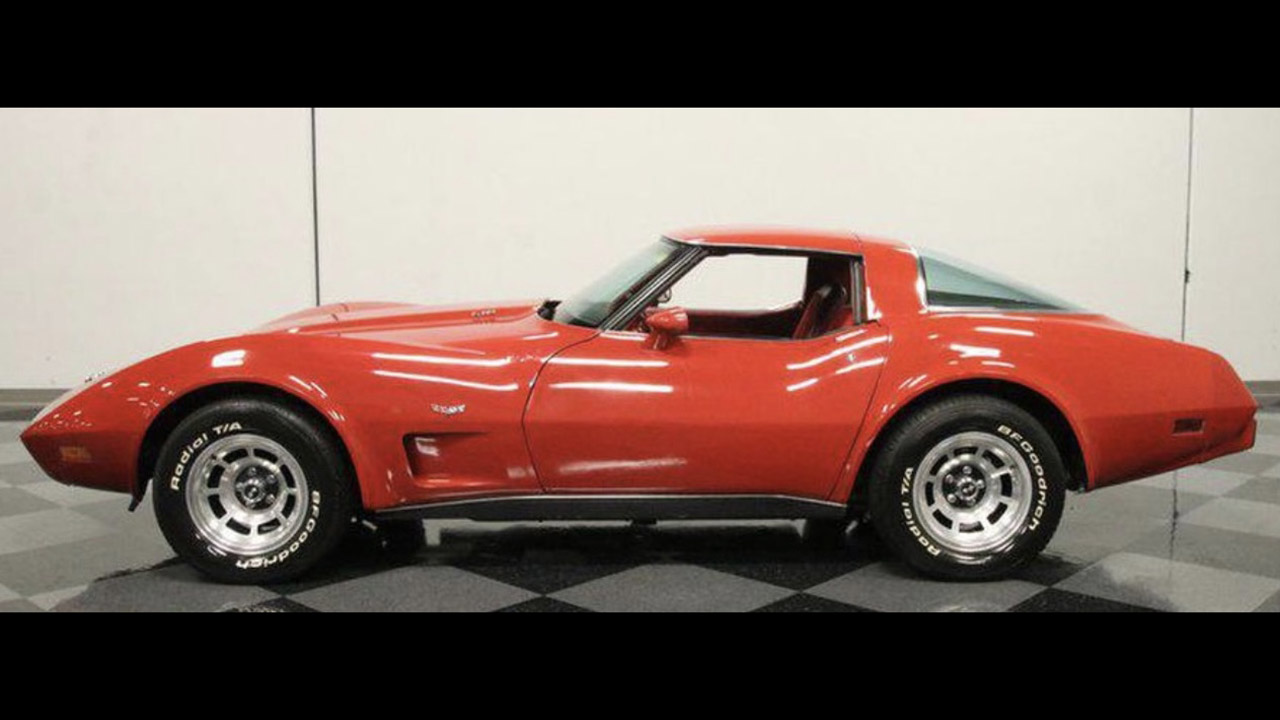 3rd Image of a 1978 CHEVROLET CORVETTE