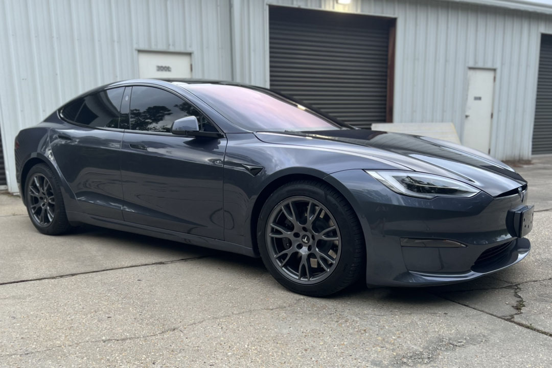 1st Image of a 2021 TESLA MODEL S PLAID