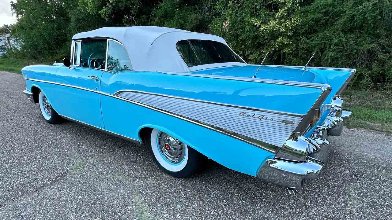 3rd Image of a 1957 CHEVROLET BEL AIR