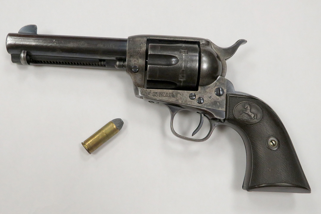 4th Image of a N/A COLT SINGLE ACTION ARMY REVOLVER