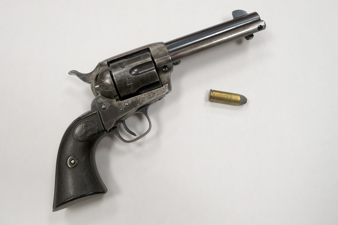 5th Image of a N/A COLT SINGLE ACTION ARMY REVOLVER