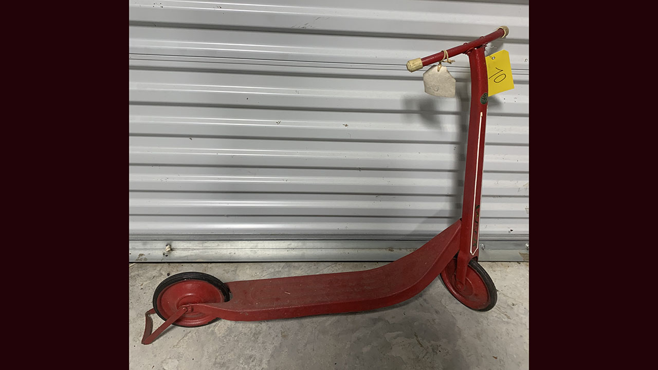 1st Image of a N/A VINTAGE PUSH SCOOTER