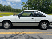 Image 7 of 20 of a 1989 FORD MUSTANG LX