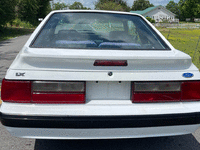 Image 9 of 20 of a 1989 FORD MUSTANG LX