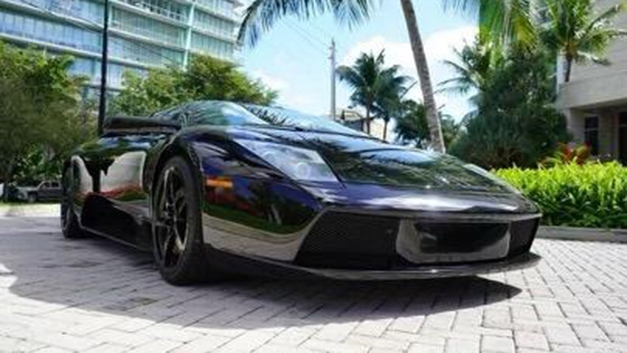 1st Image of a 2005 LAMBORGHINI MURCIELAGO