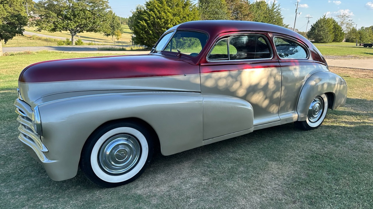 0th Image of a 1948 PONTIAC CHIEFTON