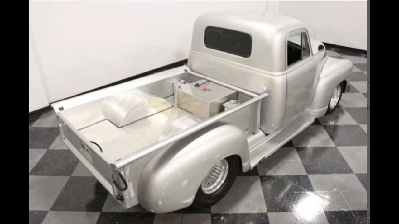 1st Image of a 1952 CHEVROLET 3100