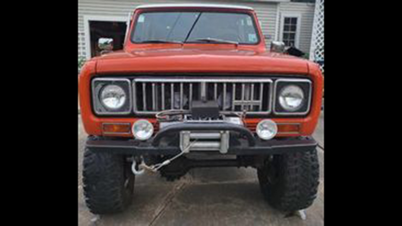 1st Image of a 1975 INTERNATIONAL SCOUT II